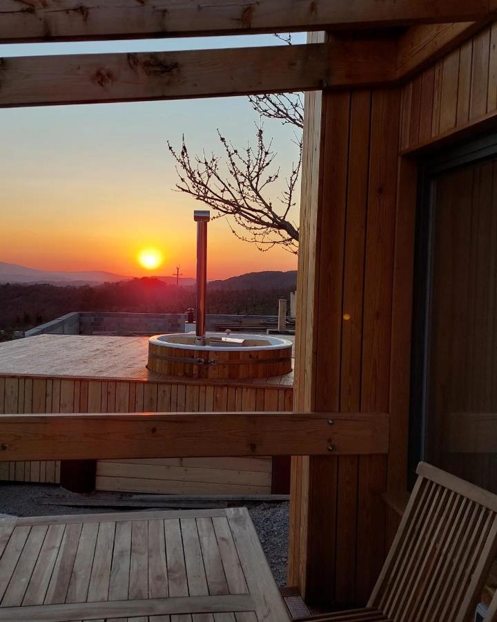 Dobravlje Panorama Glamping Vipavska Dolina 아파트 외부 사진