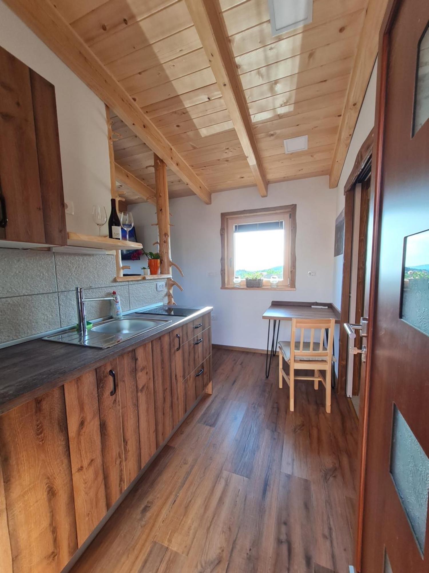 Dobravlje Panorama Glamping Vipavska Dolina 아파트 외부 사진