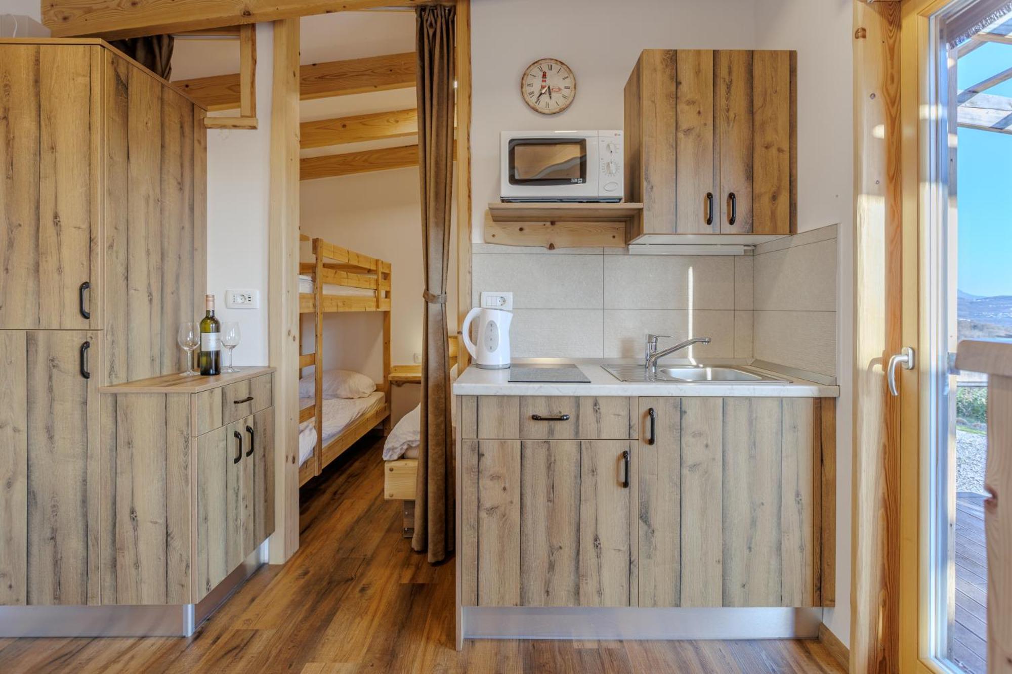 Dobravlje Panorama Glamping Vipavska Dolina 아파트 외부 사진